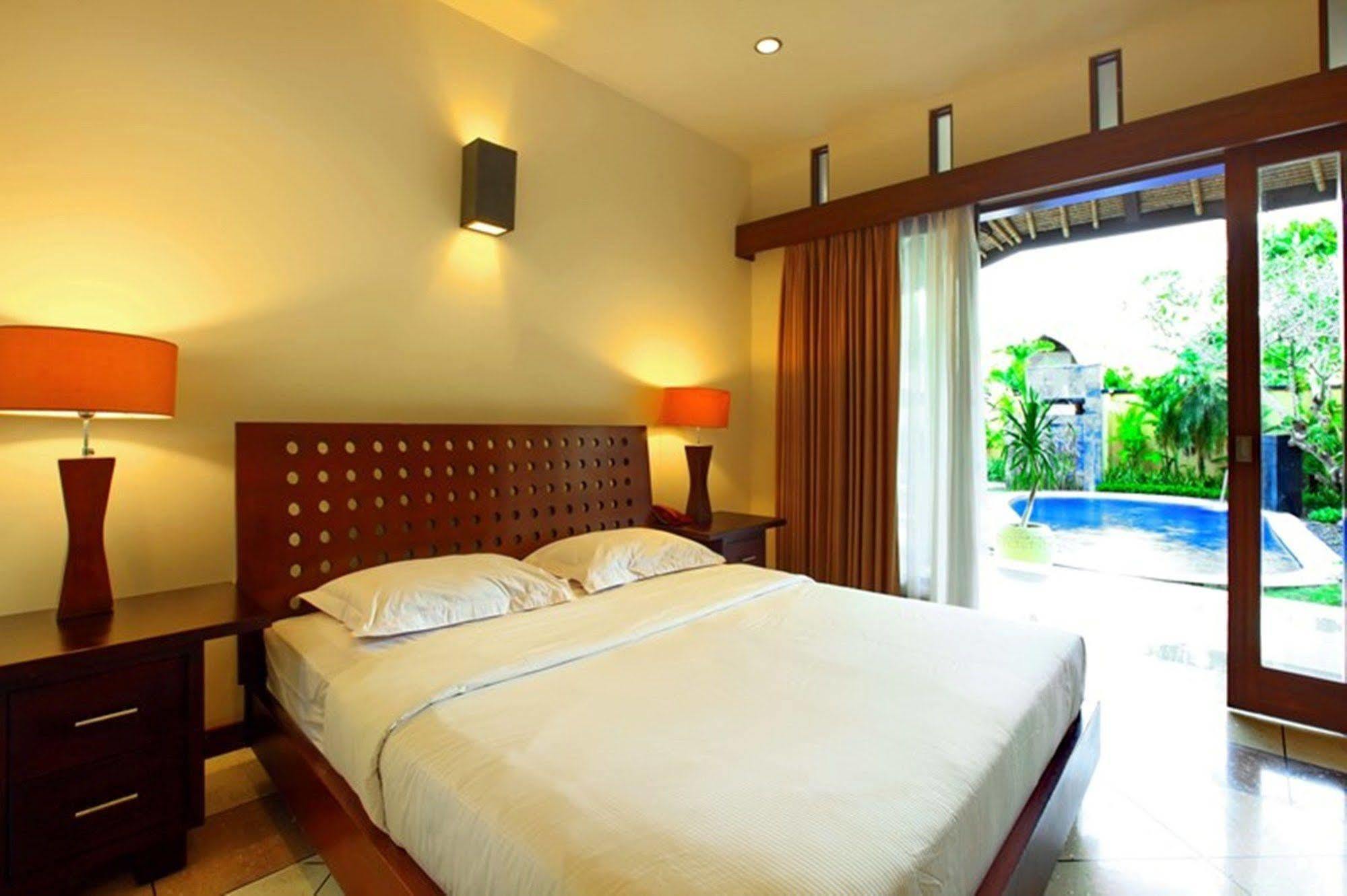 Kuta Selatan Mutiara Jimbaran Villas מראה חיצוני תמונה
