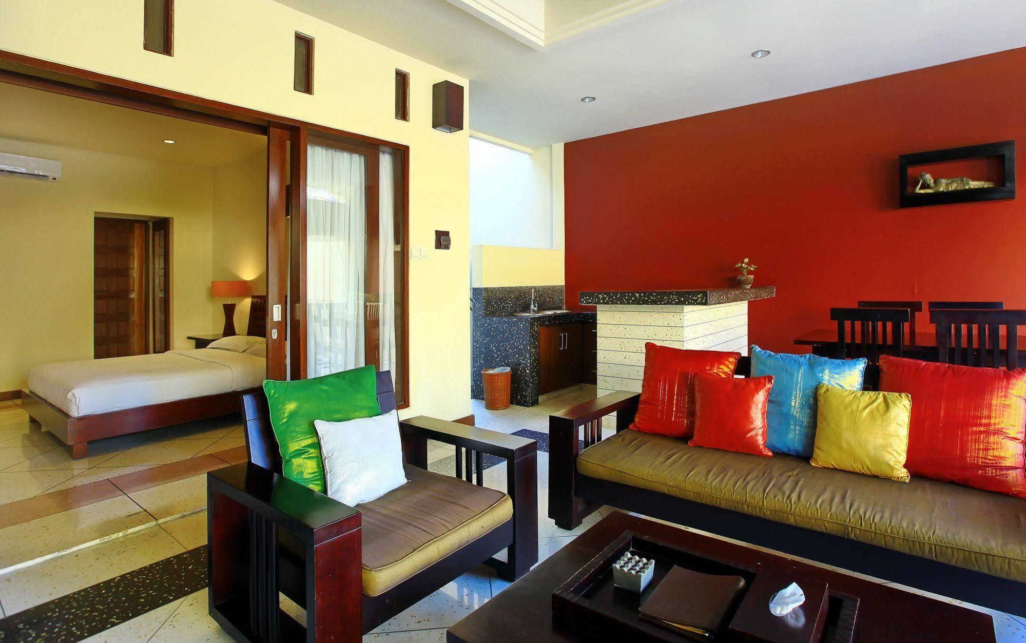 Kuta Selatan Mutiara Jimbaran Villas מראה חיצוני תמונה